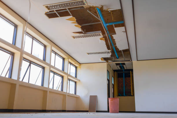 Local water damage restoration in Lawrence, KS