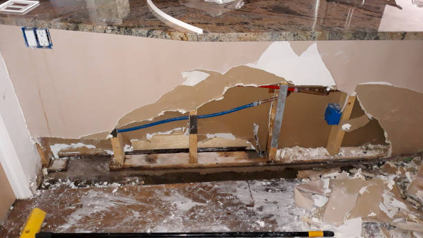 Best Water damage restoration near me  in Lawrence, KS
